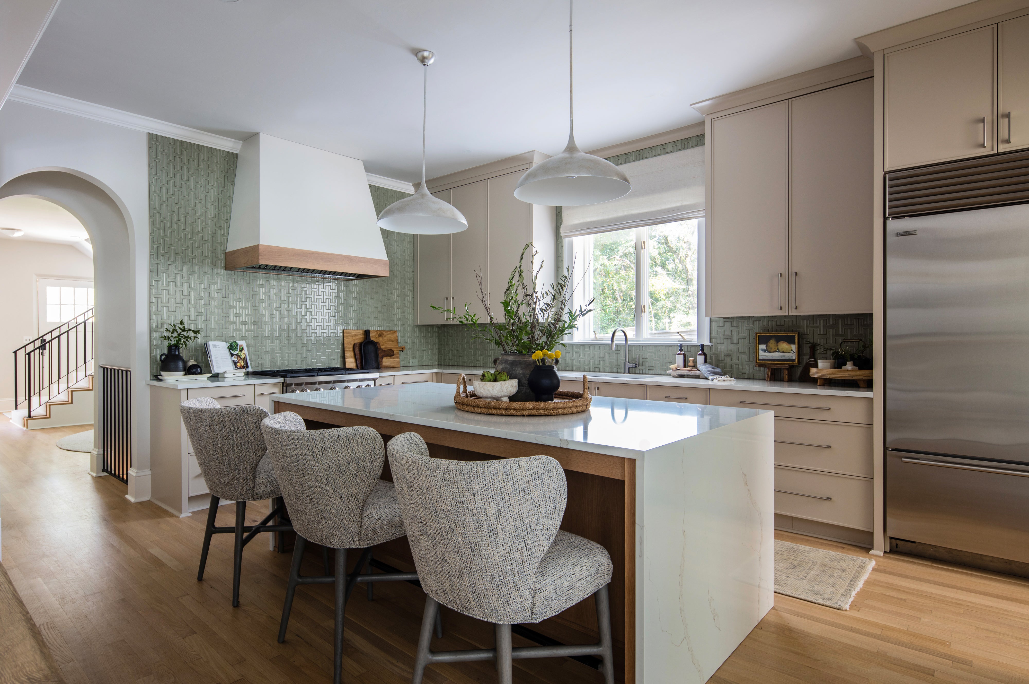 Chaine Homme Original Ceramic Tile in Rosemary Gloss