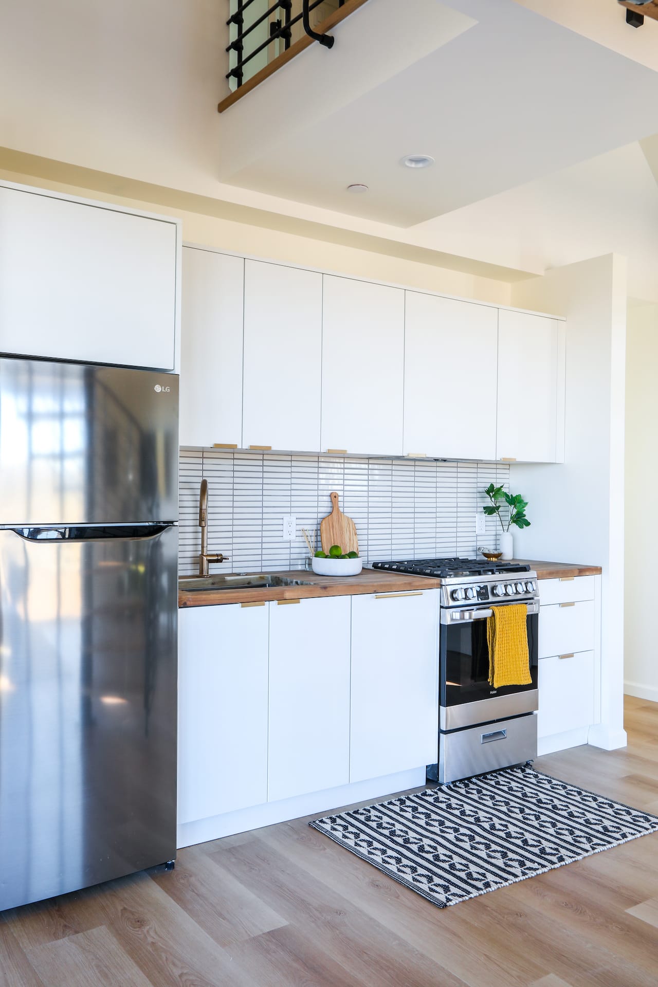 1x6 Straight Set Sheeted Original Ceramic Mosaic Tile in Feldspar Gloss