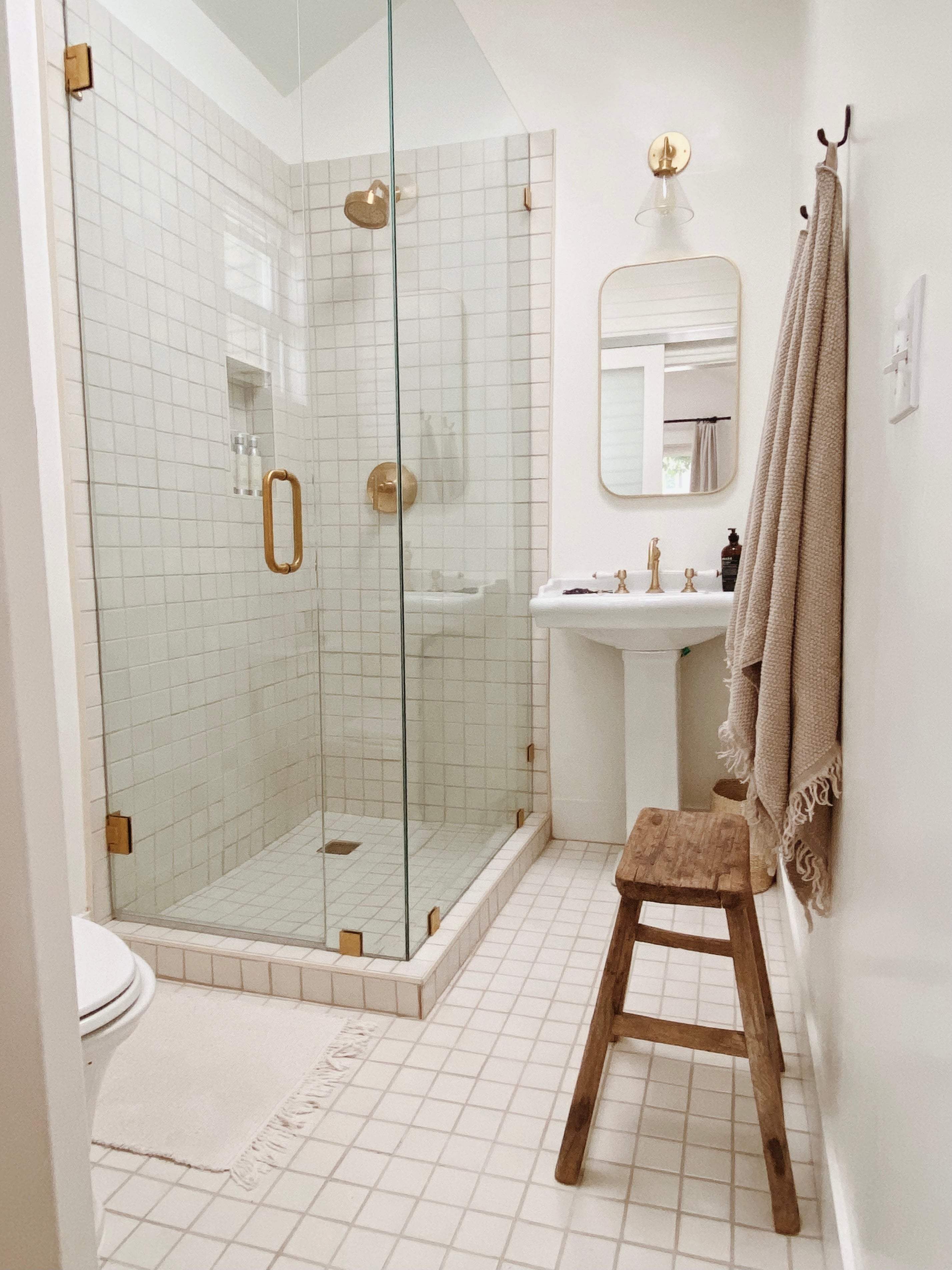 3x3 Straight Set Sheeted Original Ceramic Mosaic Tile in Feldspar Matte
