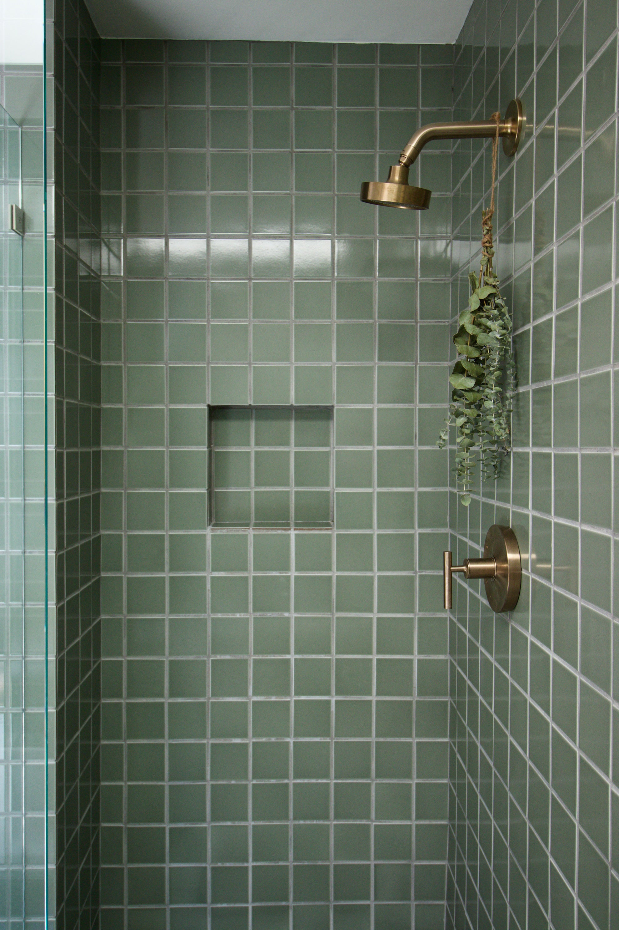 4x4 Original Ceramic Tile in Rosemary Gloss