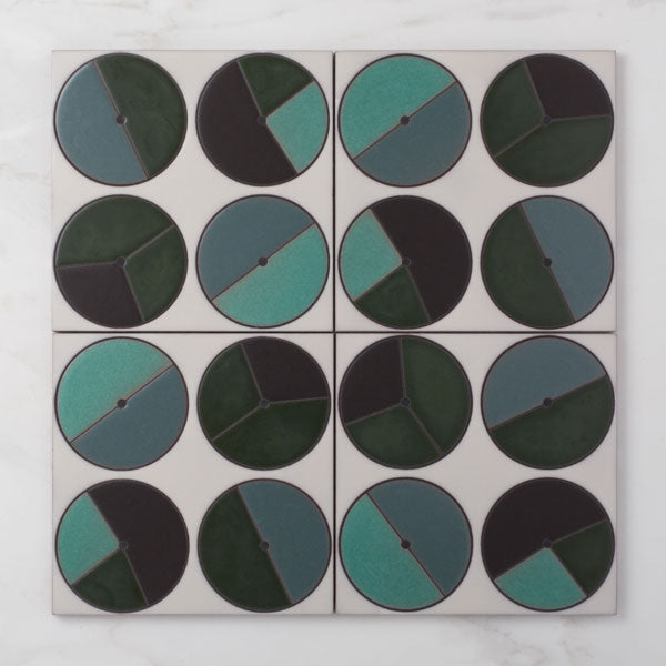 8x8 Handpainted Tile Arable in Cool Motif