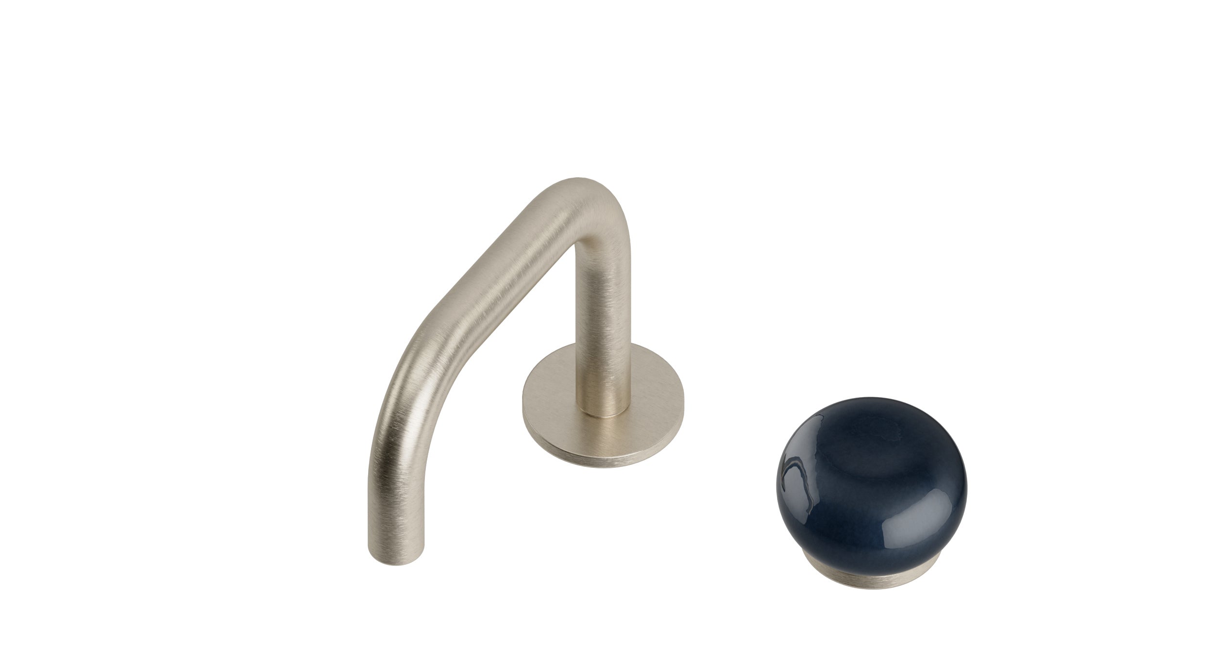 Foundry One Handle Deck Mount Squaretop Lavatory Faucet with Pebble Ceramic Knob Handle in Satin Nickel