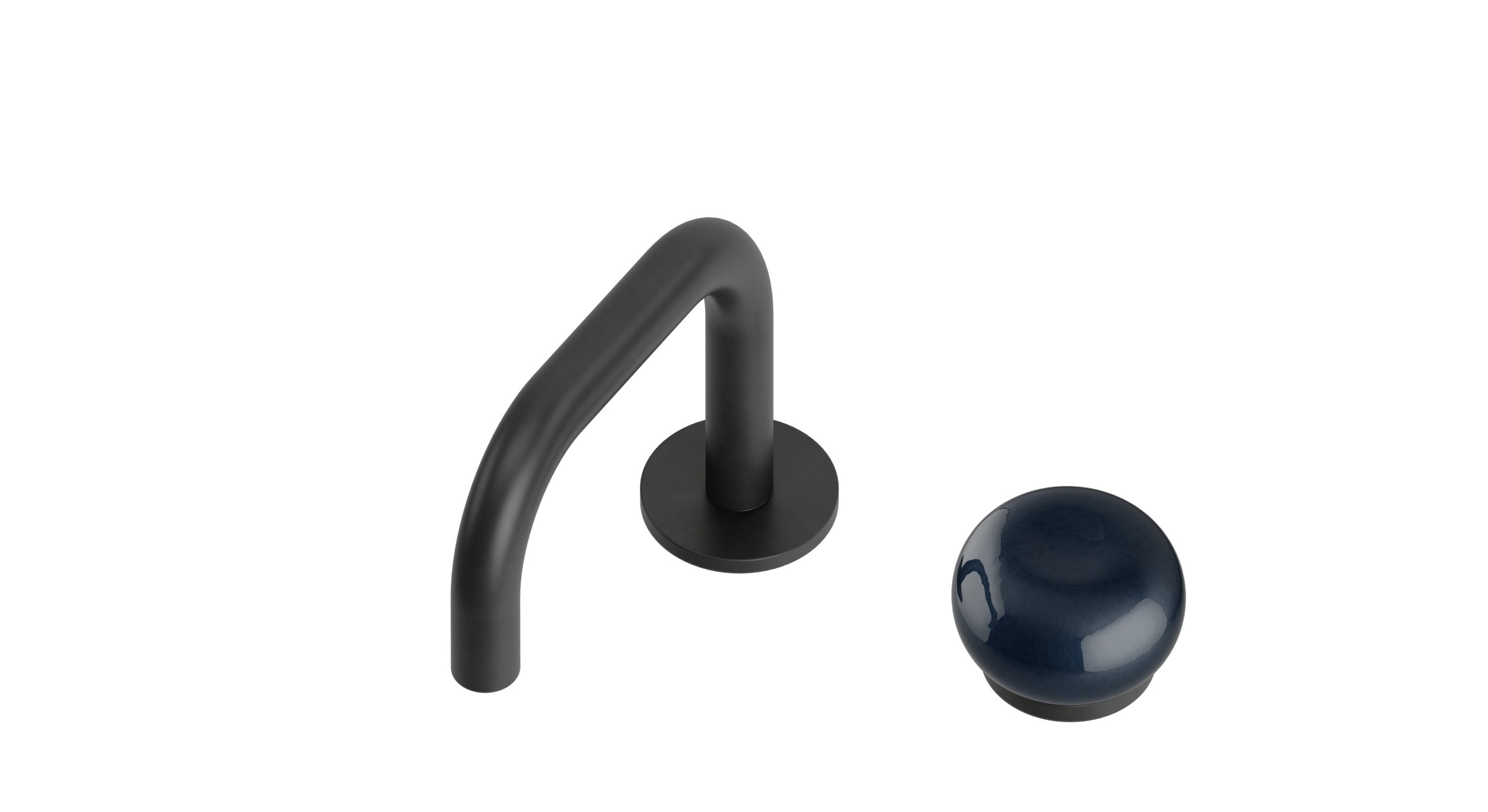 Foundry One Handle Deck Mount Squaretop Lavatory Faucet with Pebble Ceramic Knob Handle in Oil Rubbed Bronze