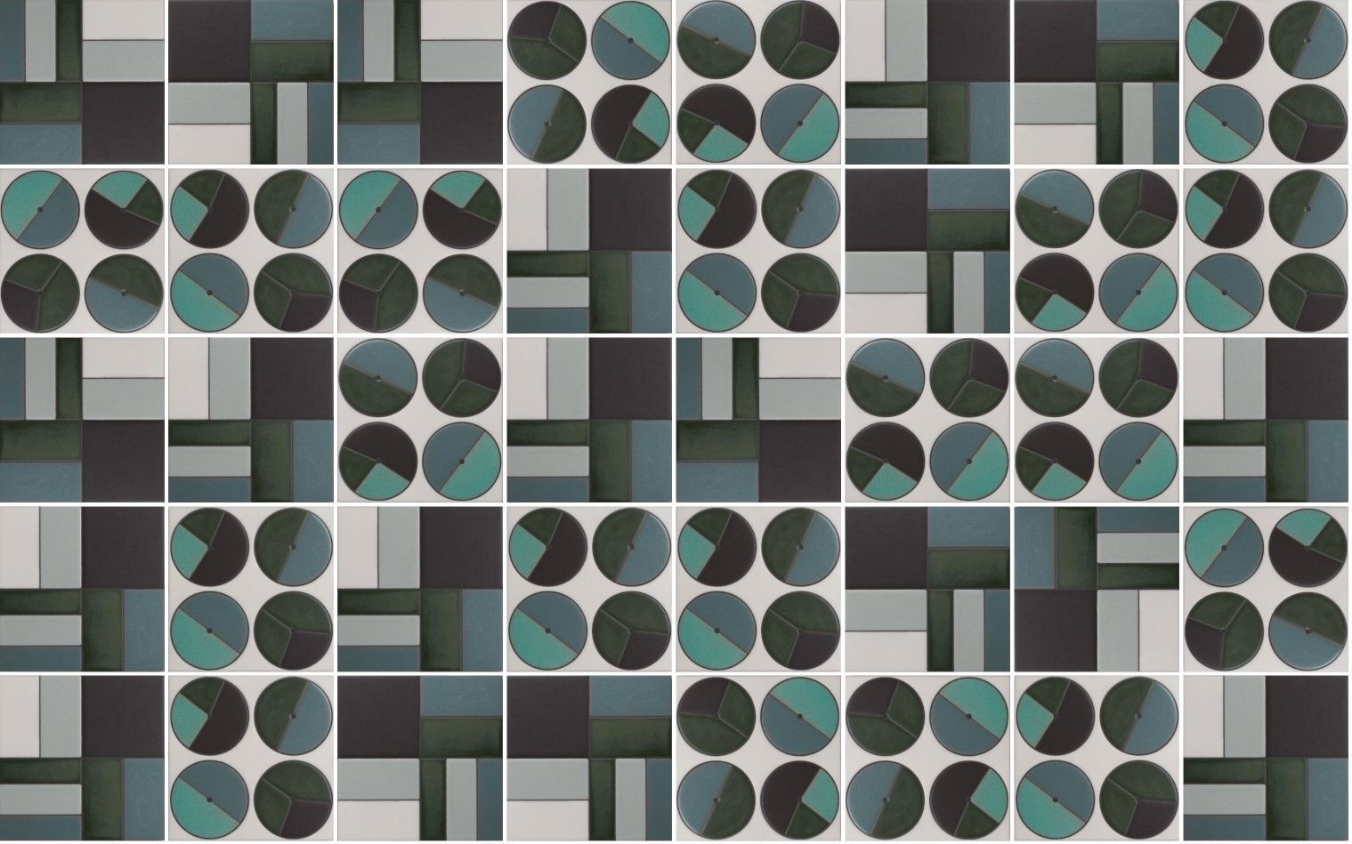 8x8 Handpainted Tile Arable in Cool Motif