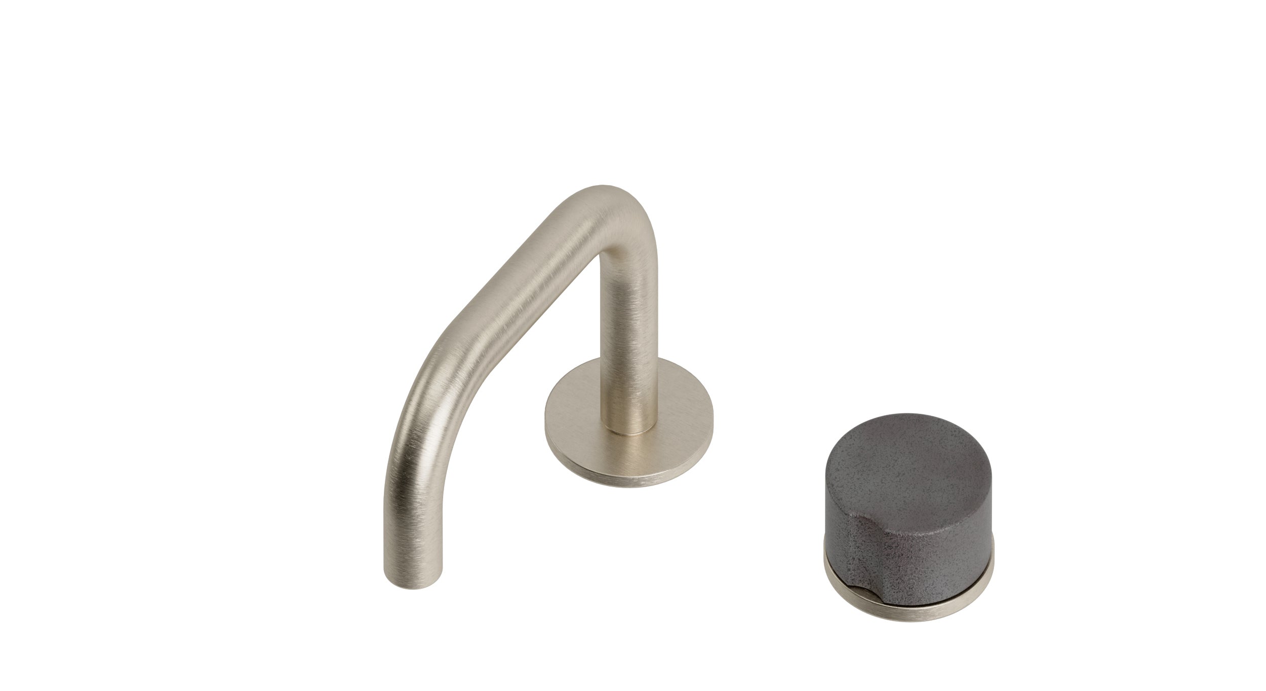 Foundry One Handle Deck Mount Squaretop Lavatory Faucet with Groove Ceramic Knob Handle in Satin Nickel