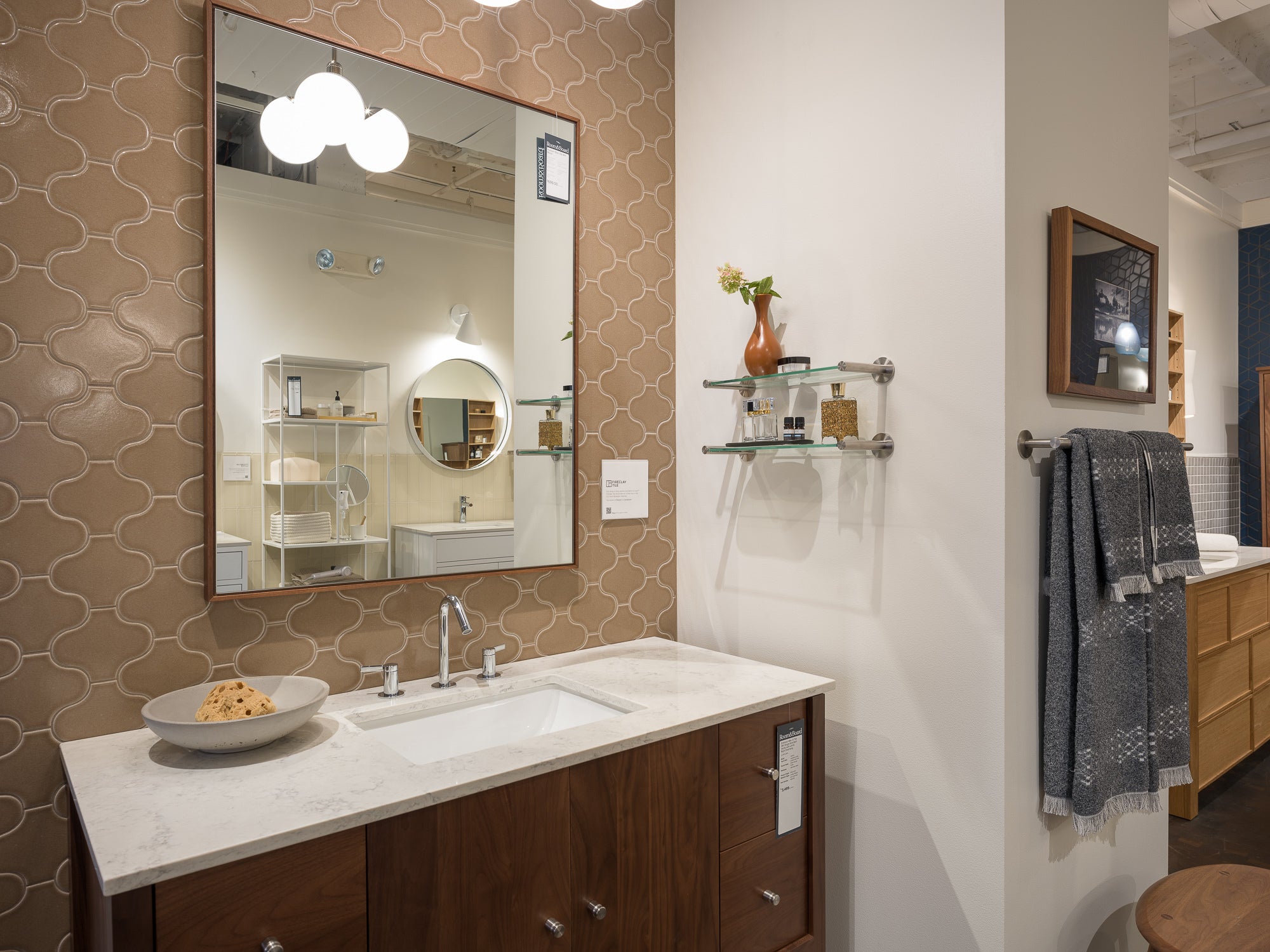 Paseo Original Ceramic Tile in Cardamom Gloss