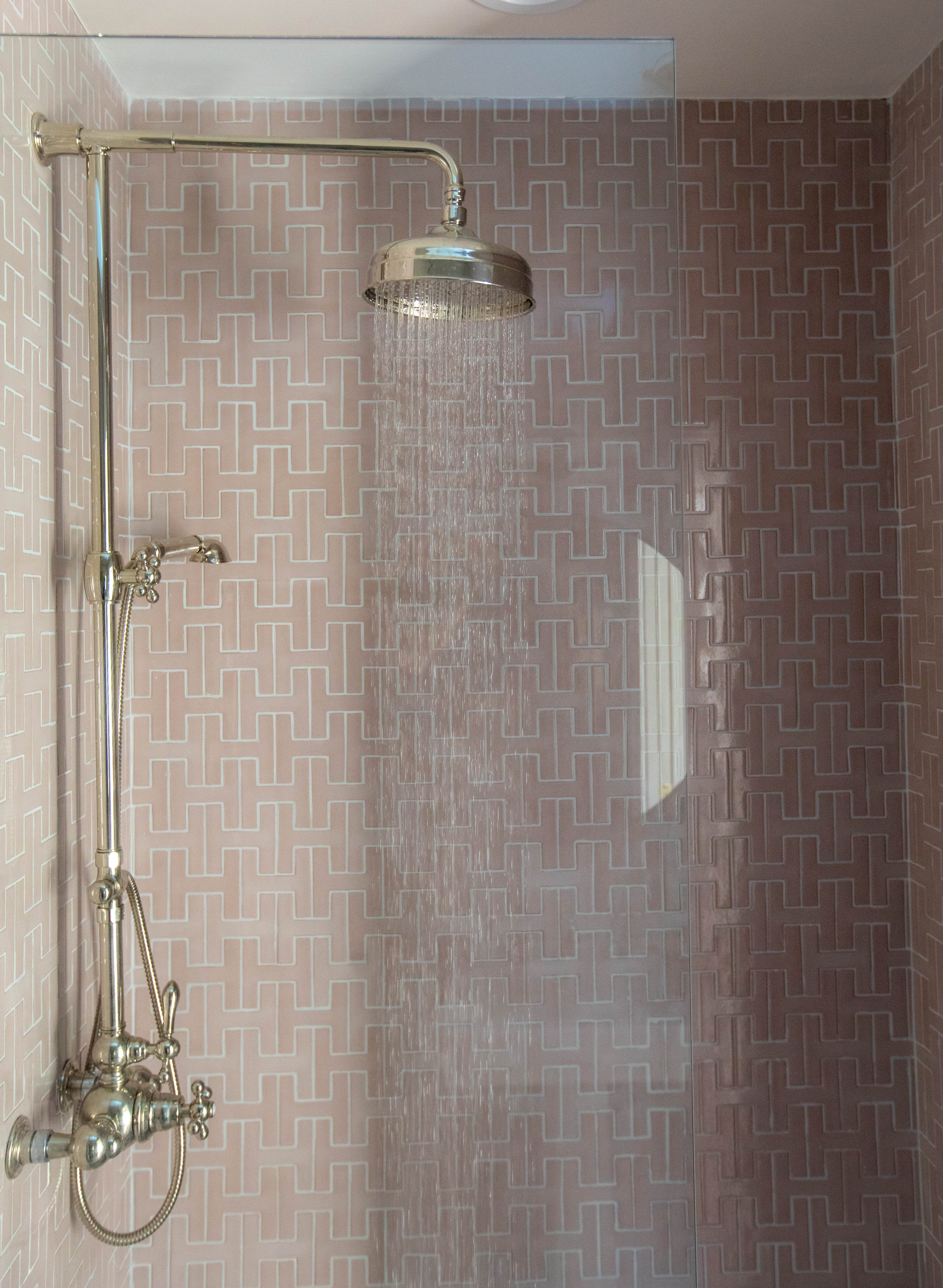 Chaine Homme Original Ceramic Tile in Dust Storm Gloss
