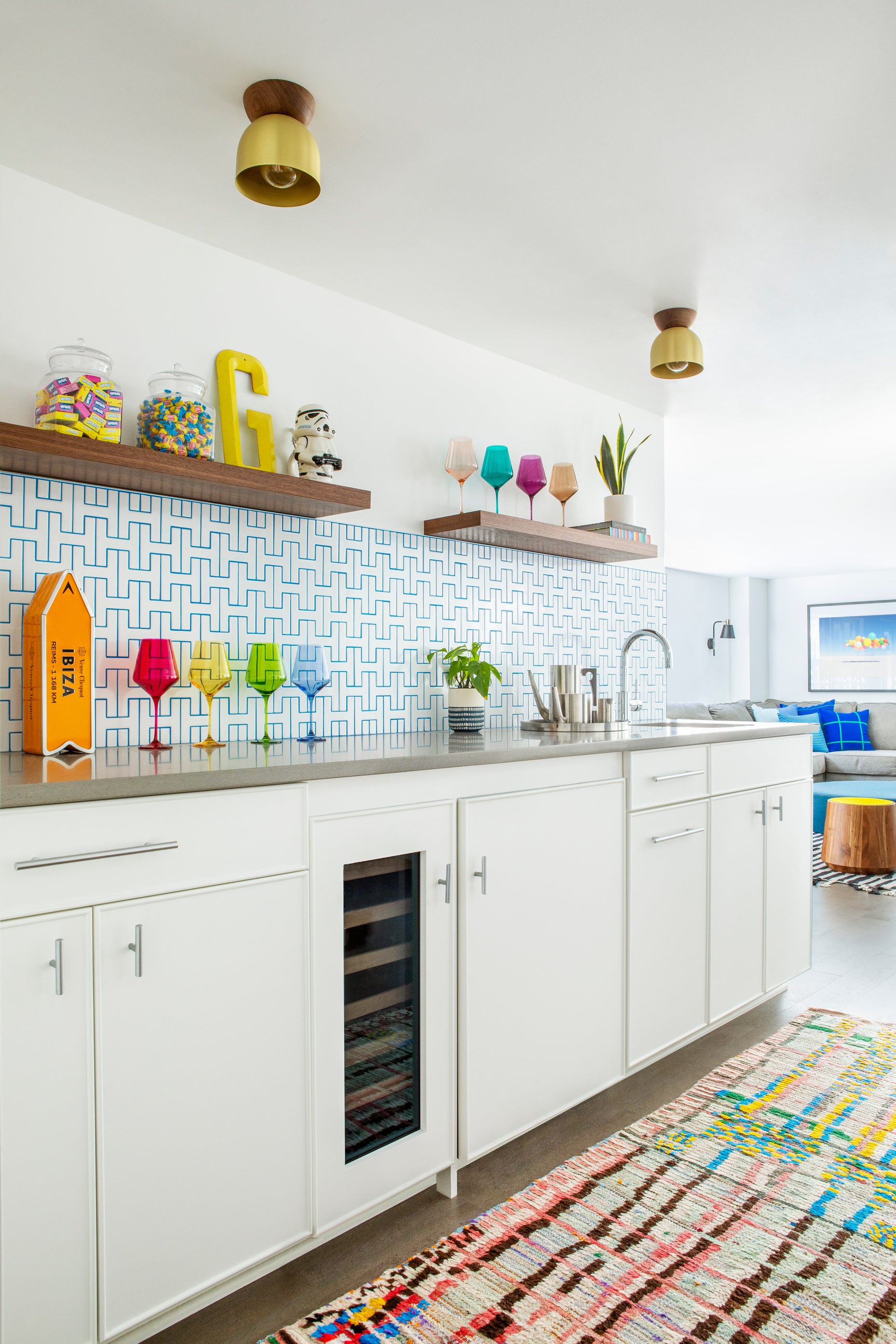 Chaine Homme Original Ceramic Tile in Calcite Gloss