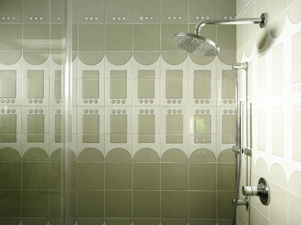 6x6 Handpainted Tile Dot Dash 7 in Plein Aire