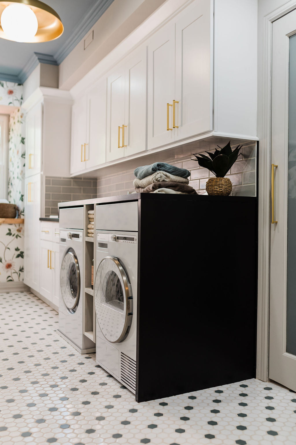 2" Hexagon Sheeted Original Ceramic Mosaic Tile in Frost Matte