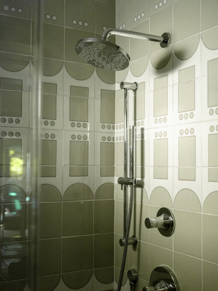 6x6 Handpainted Tile Dot Dash 3 in Plein Aire