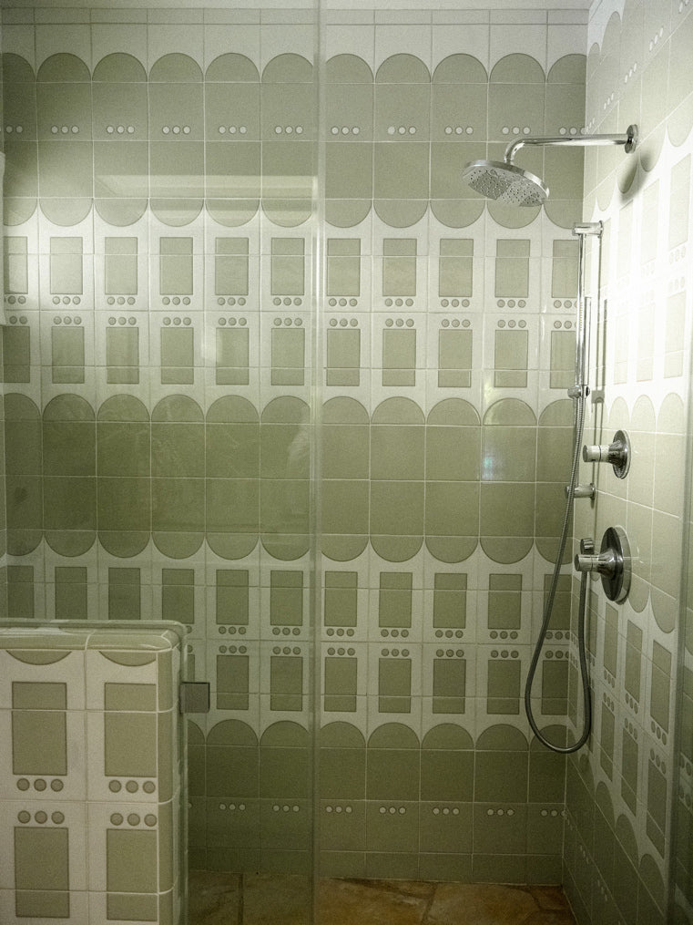6x6 Handpainted Tile Dot Dash 3 in Plein Aire