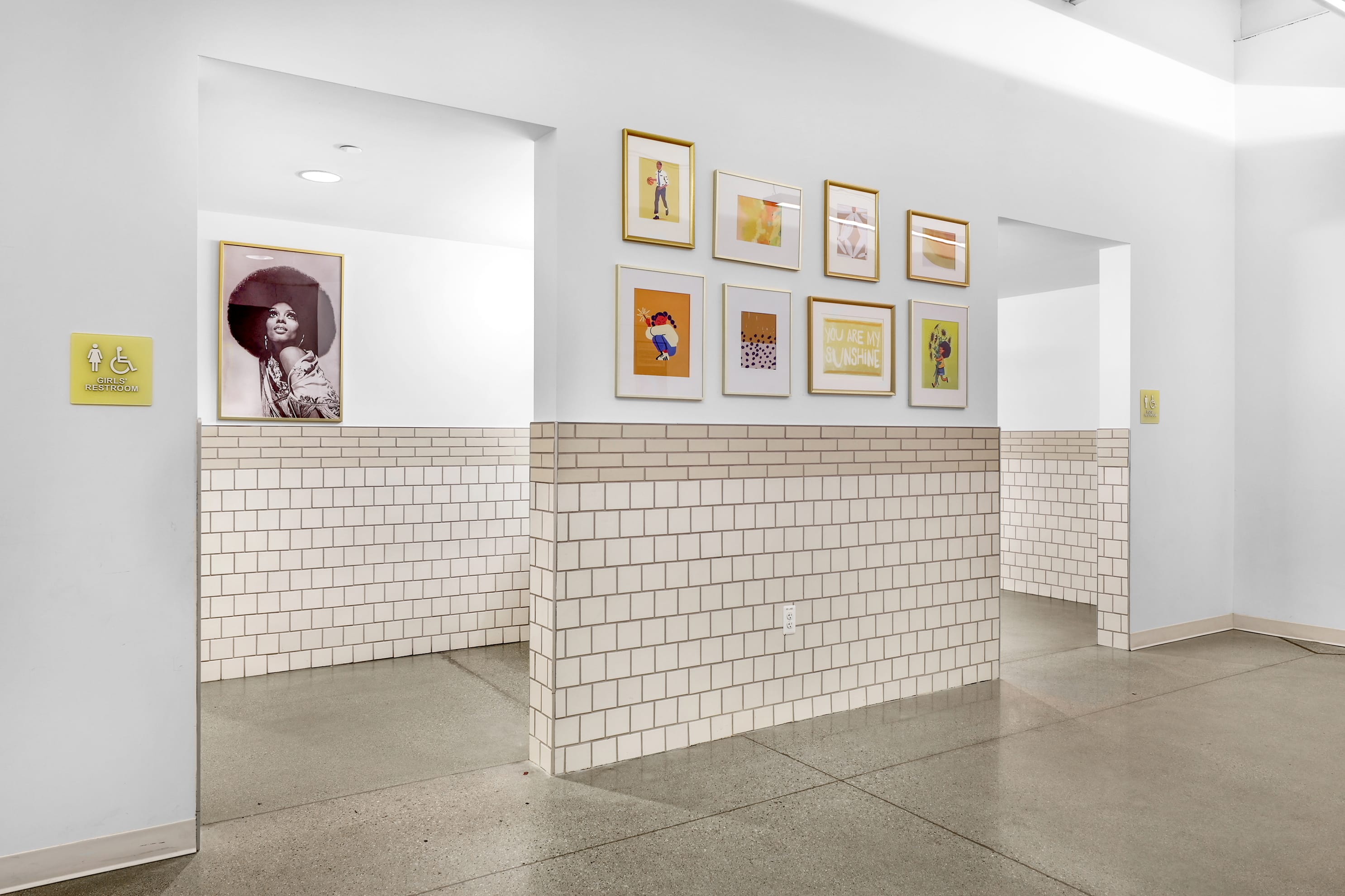 4x4 Original Ceramic Tile in Feldspar Gloss