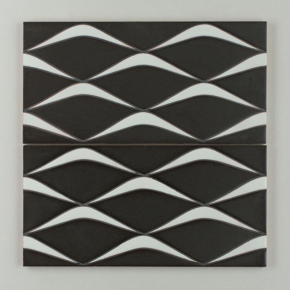 6x12 Handpainted Tile Uni Mountain in Black & White Motif