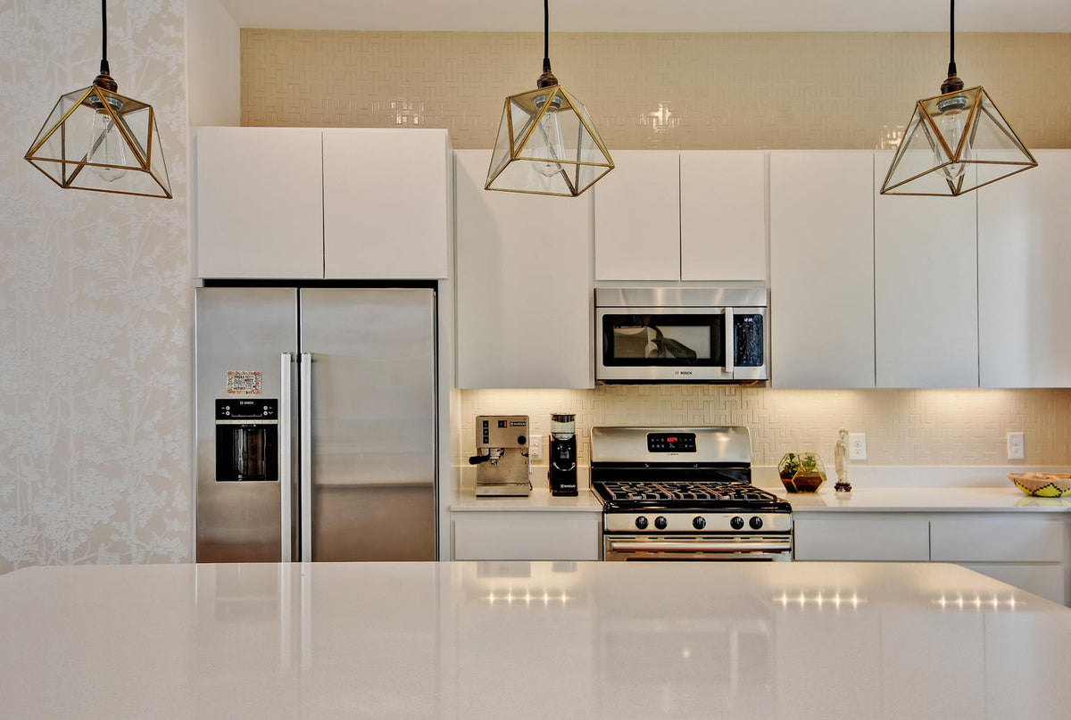 Chaine Homme Original Ceramic Tile in Ivory Gloss