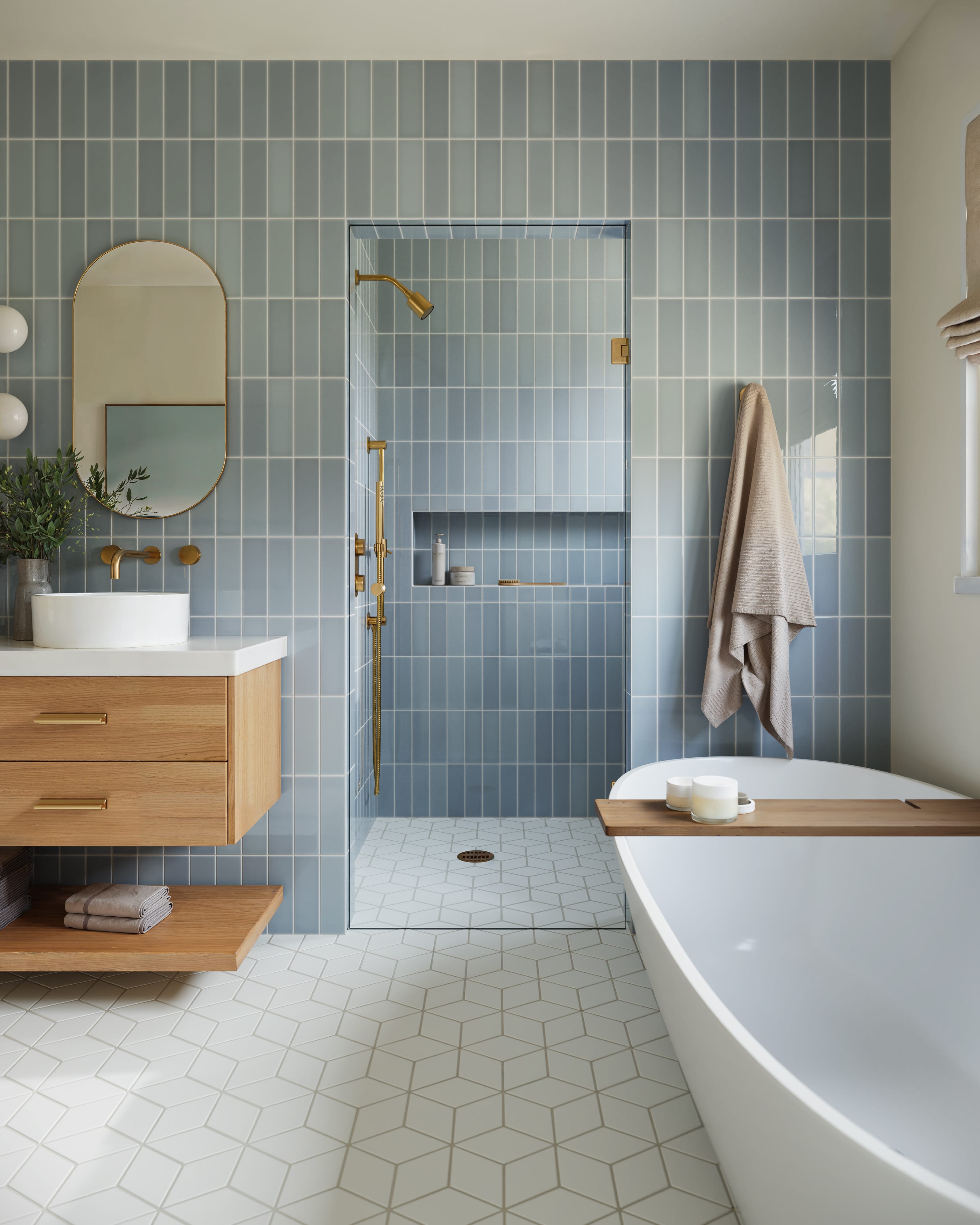 Large Diamond Original Ceramic Tile in Frost Matte
