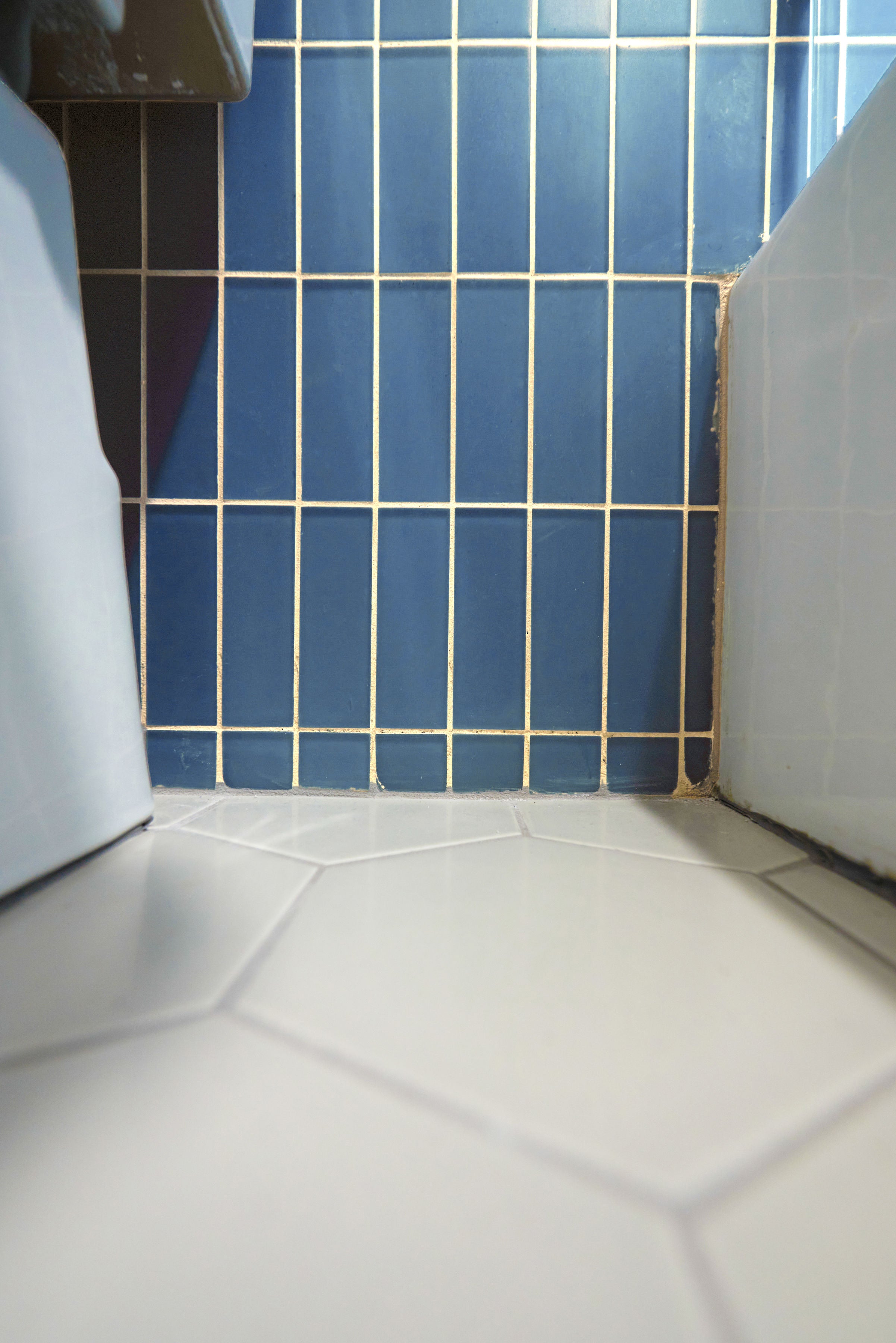 2x6 Glass Tile in Blue Jay Matte