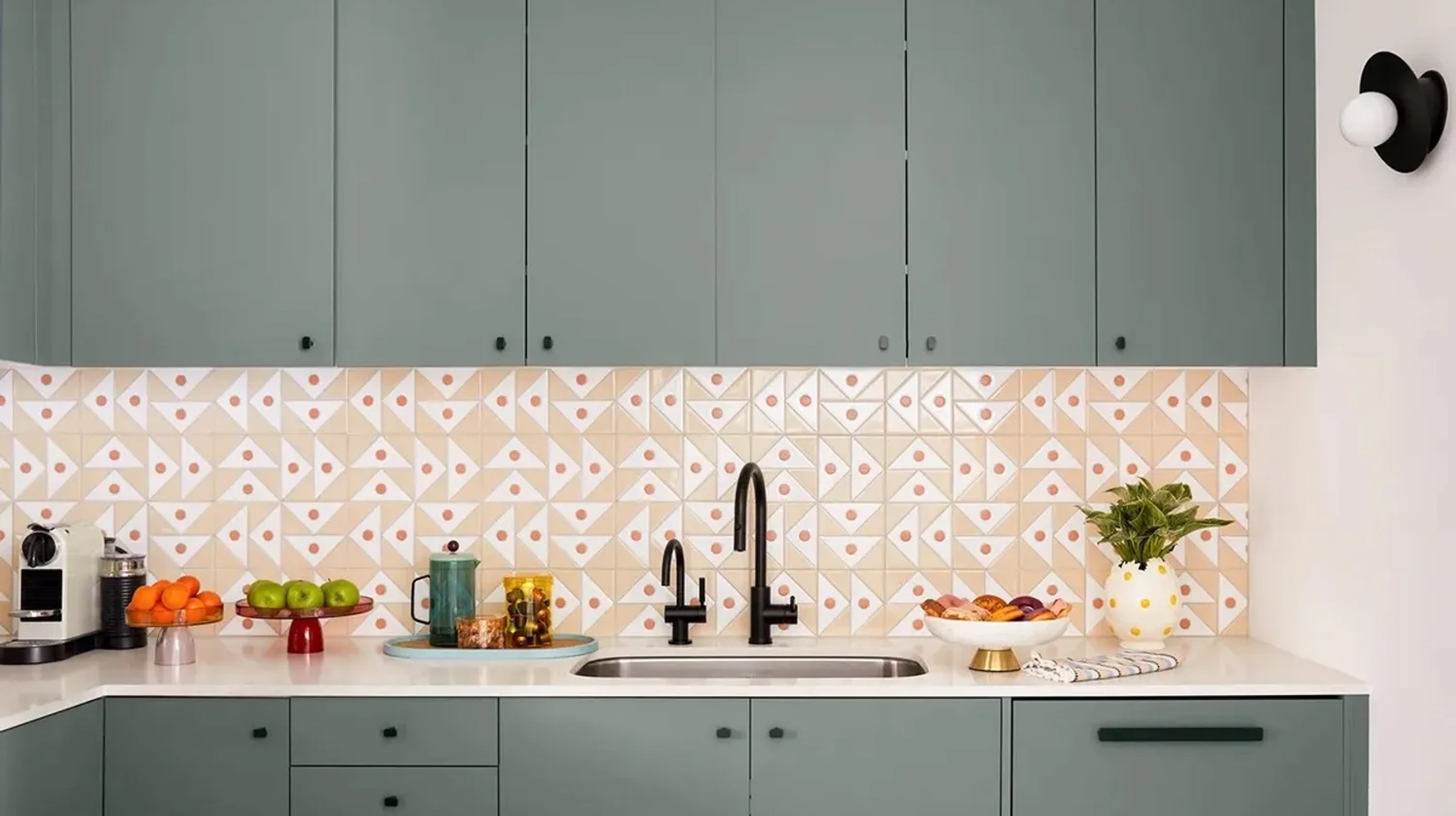 Dot Dash 7 Charcoal 4x4 Handpainted Tile - Fireclay Tile