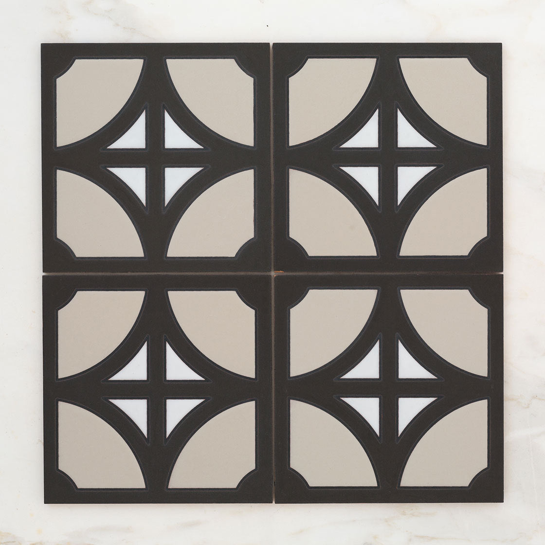 8x8 Handpainted Tile Denver in Black Motif