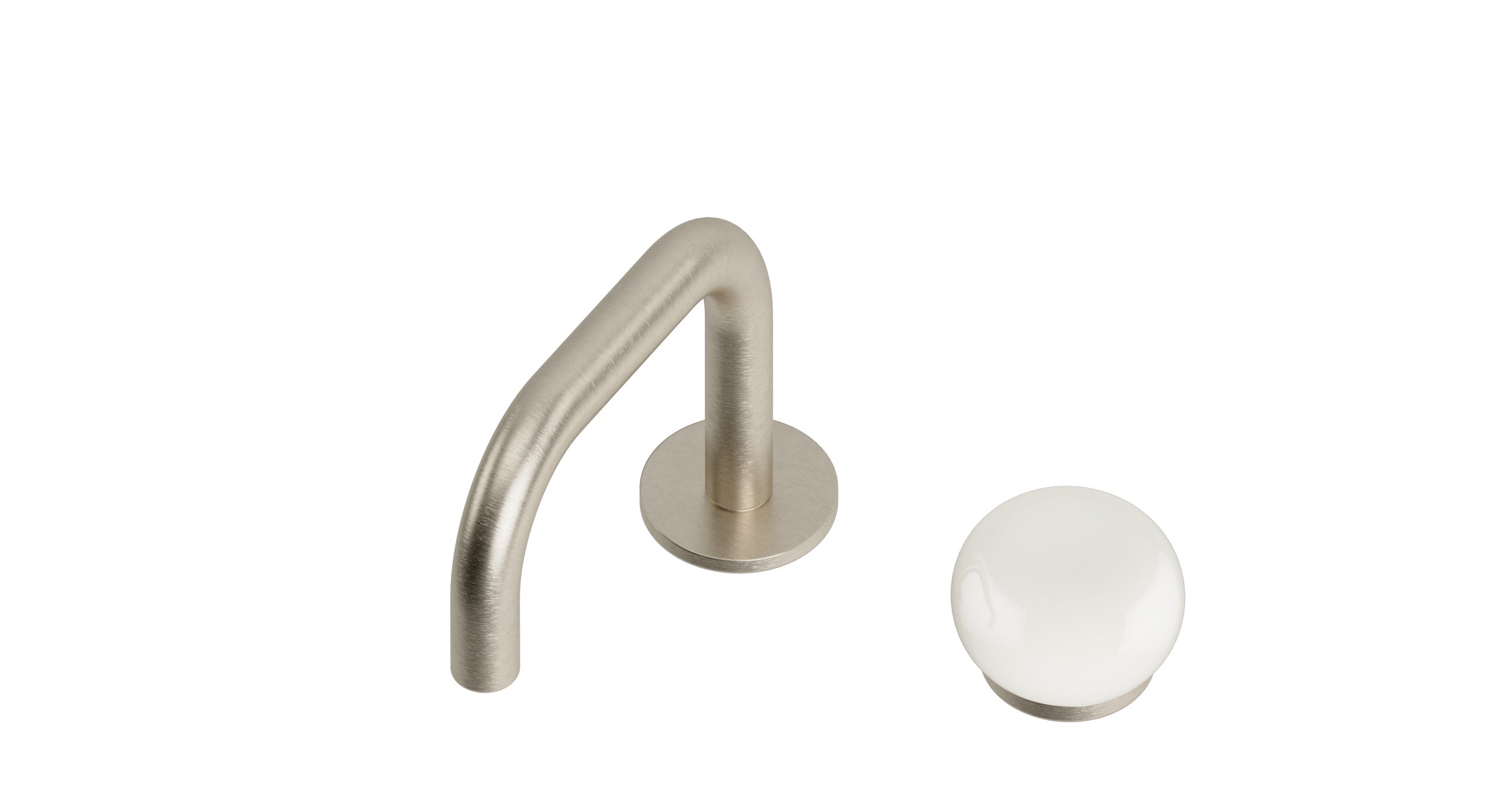 Foundry One Handle Deck Mount Squaretop Lavatory Faucet with Pebble Ceramic Knob Handle in Satin Nickel