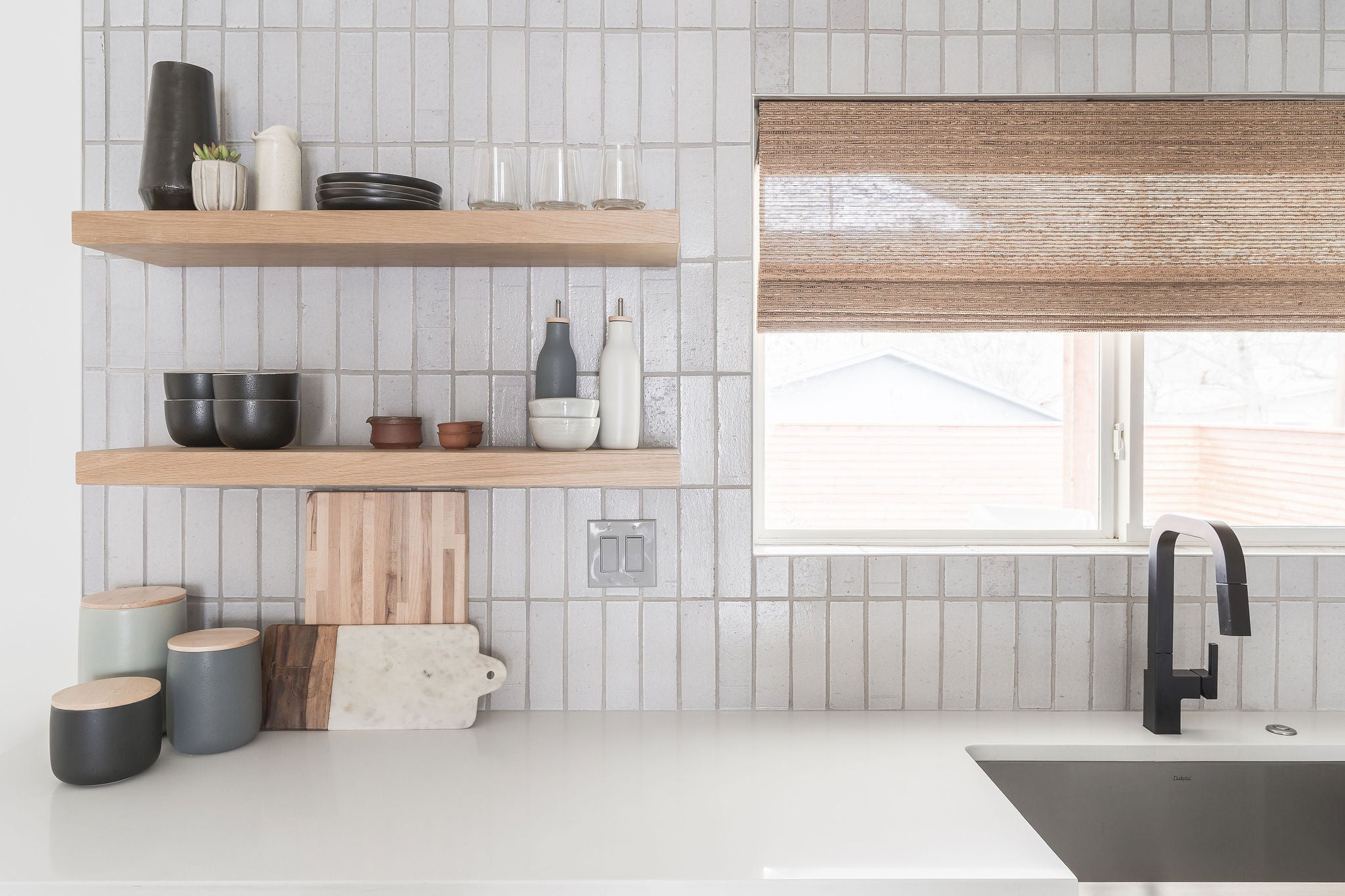 2.5x8 Brick Tile in White Mountains