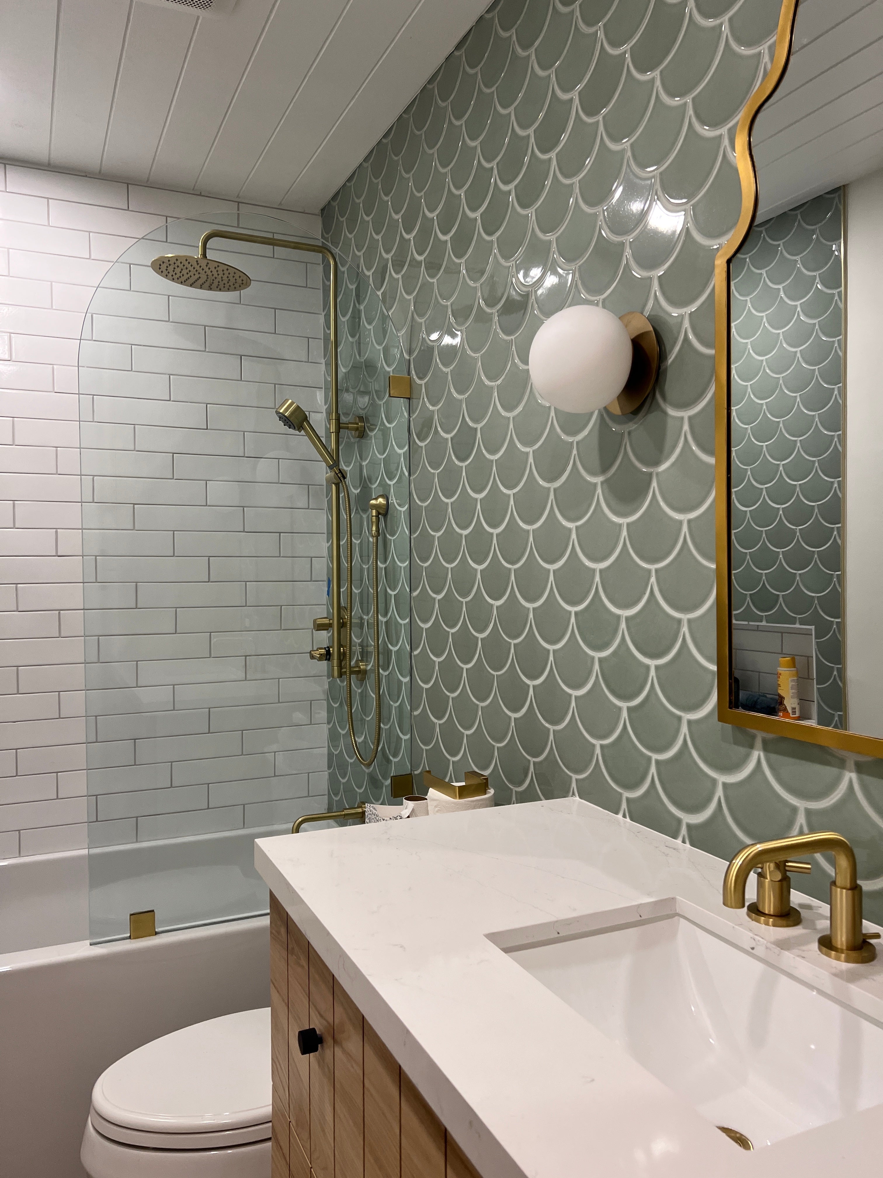 Ogee Drop Original Ceramic Tile in Rosemary Gloss