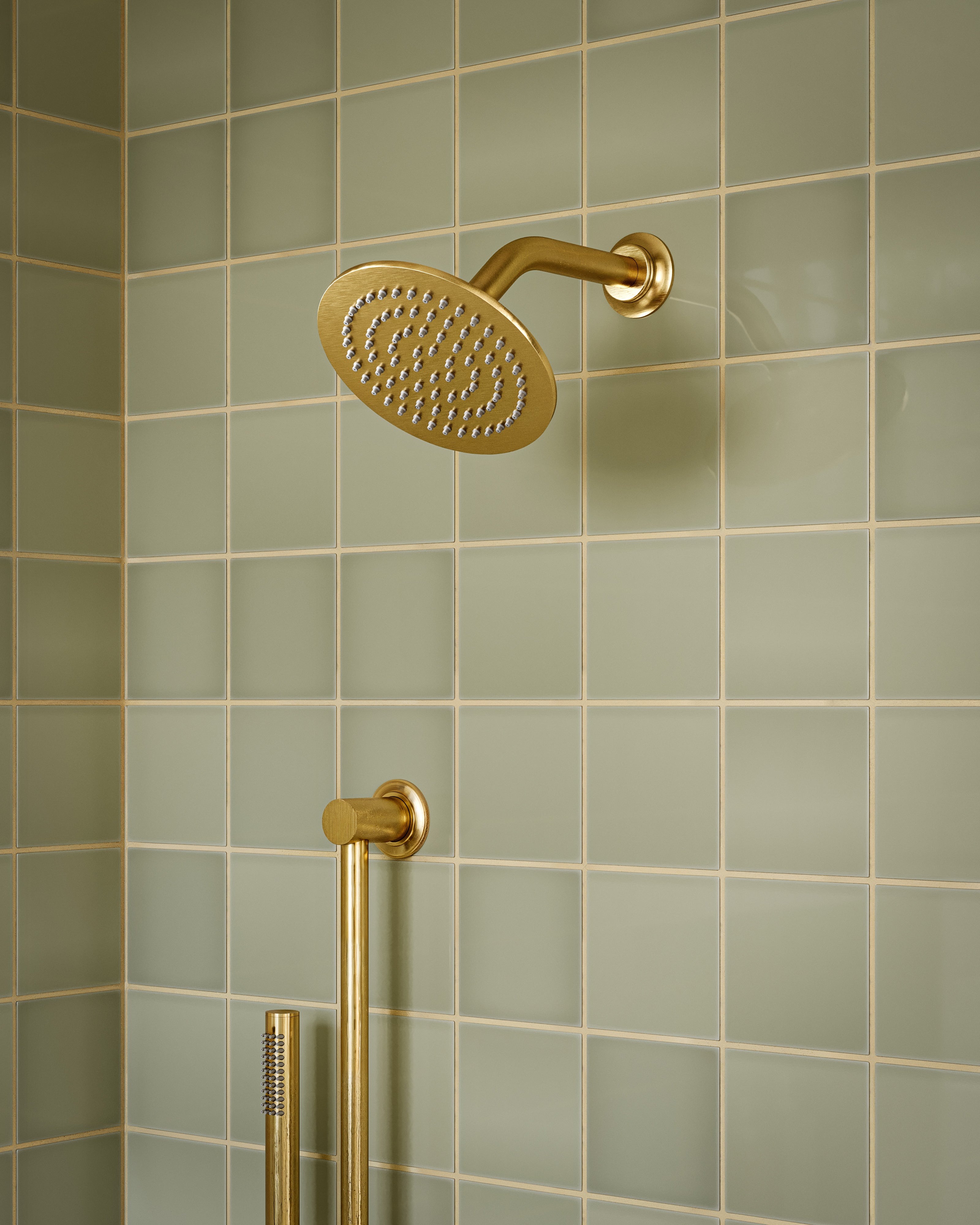 Shower 6" Flat Shower Head in Satin Brass