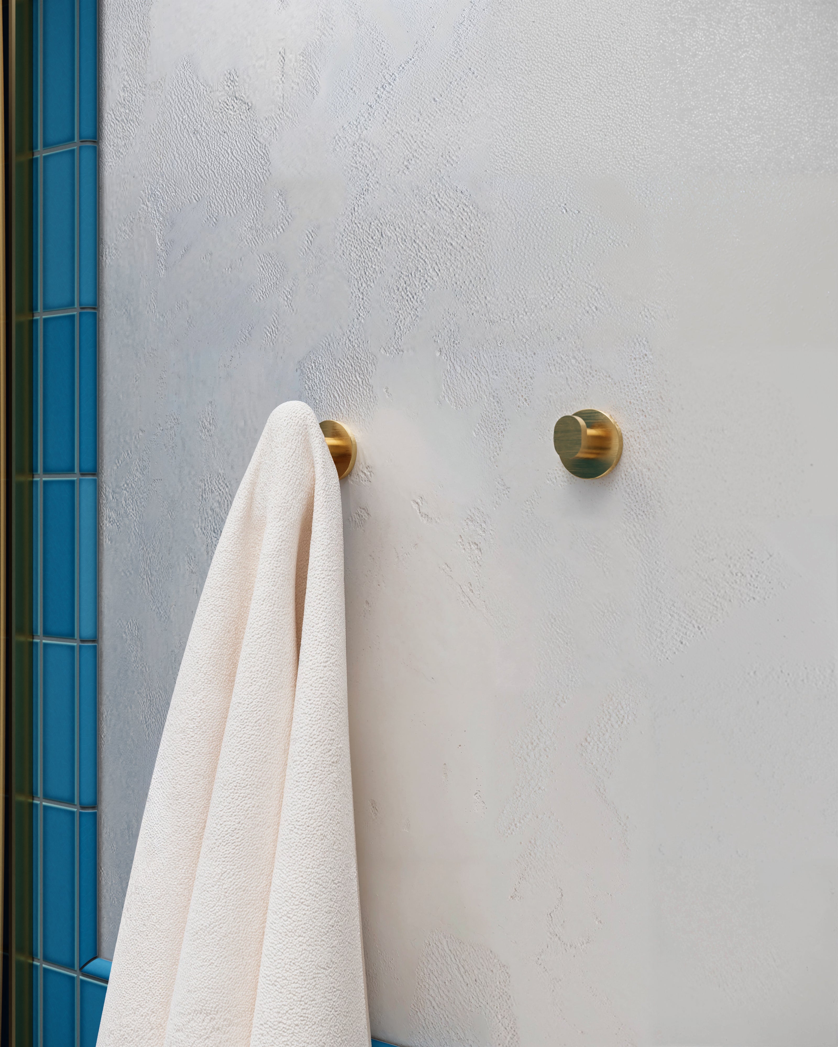 Foundry Robe Hook in Satin Brass