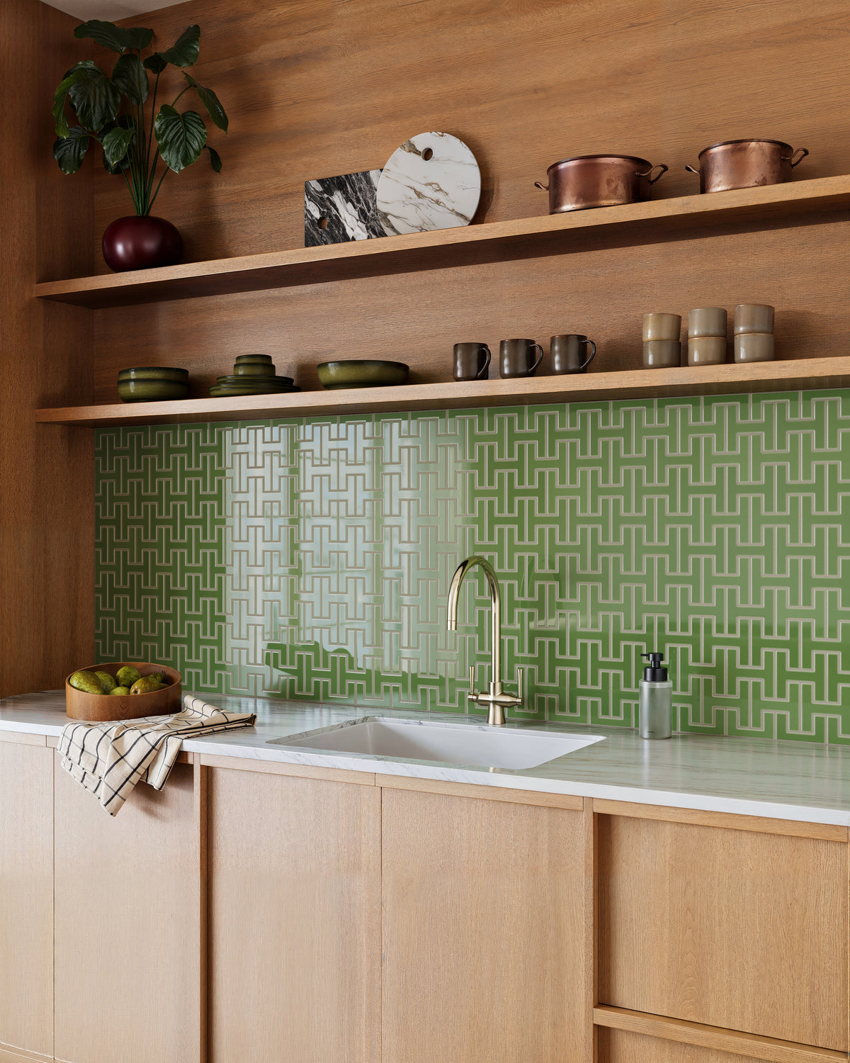Chaine Homme Original Ceramic Tile in Kelp Gloss