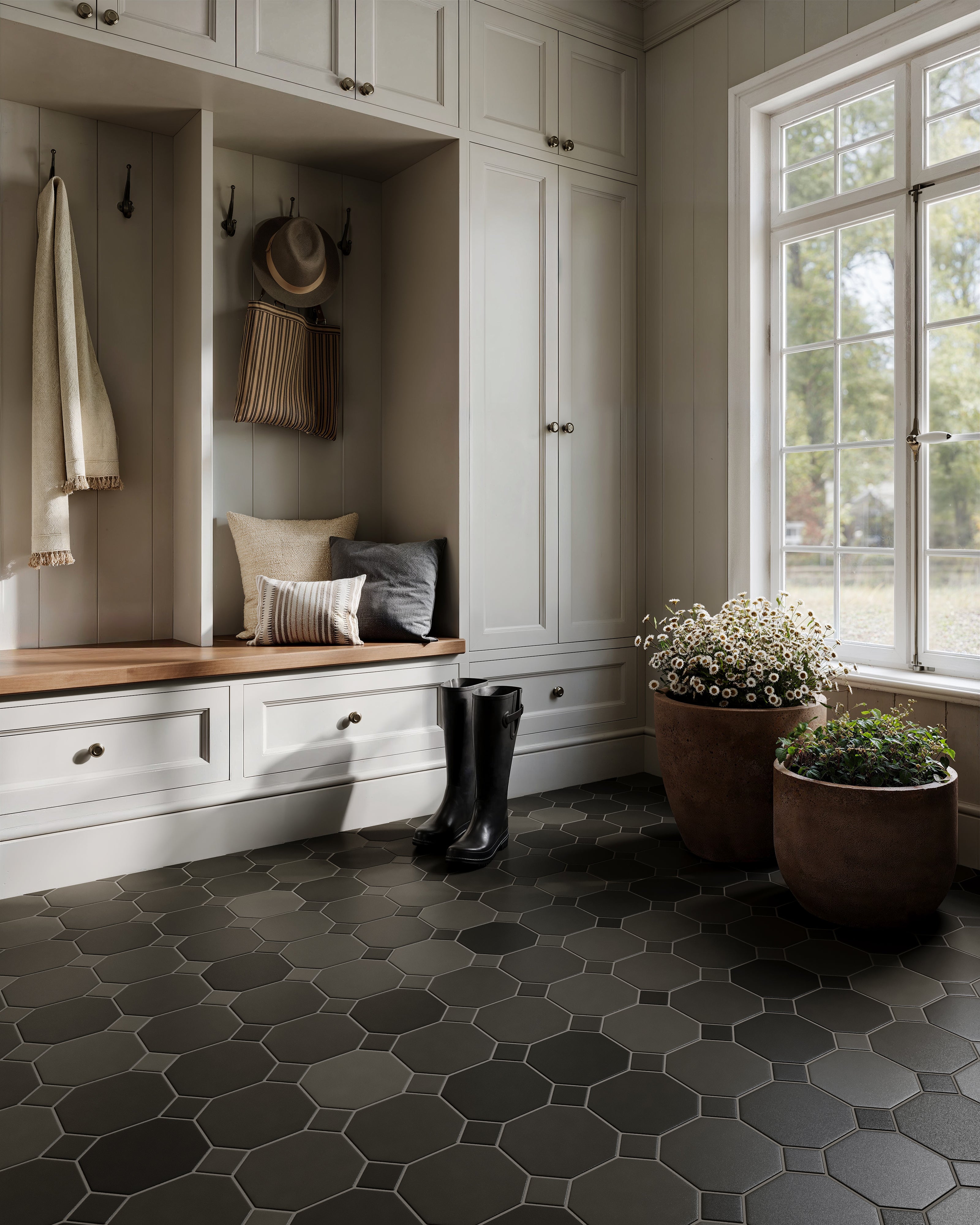 Gramercy Original Ceramic Tile in Graphite